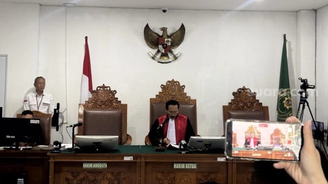 Hakim Tolak Praperadilan Roy Suryo, Status Tersangka Kasus Dugaan Fitnah Ijazah Jokowi Tetap Sah