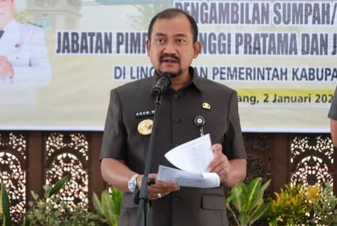 KPK OTT Bupati Pemalang Anom Widiyantoro, Kantor DPUPR Ikut Disegel