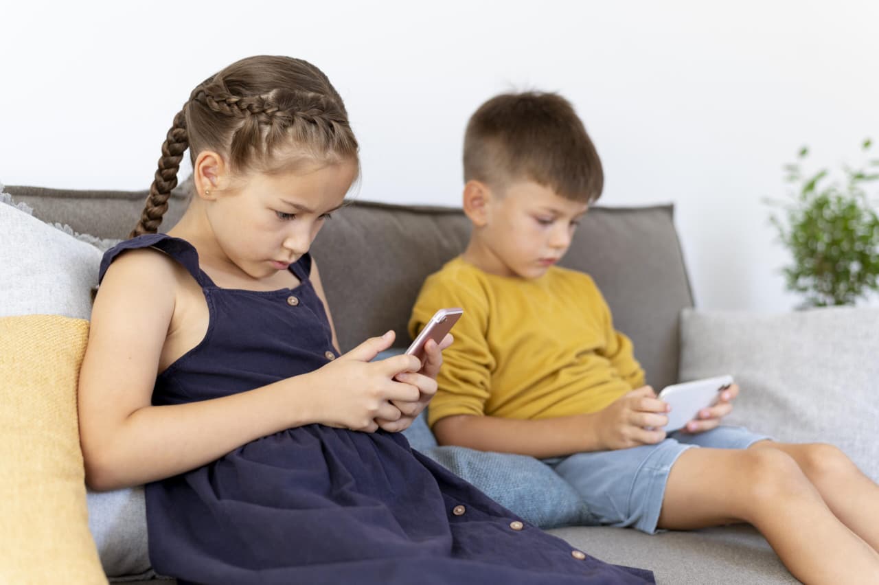 4 Cara Efektif Mengatasi Anak Kecanduan Gadget, Orang Tua Wajib Tahu