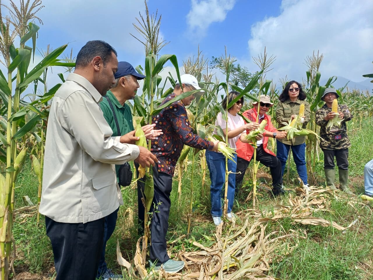 Reforma Agraria Batulawang Cianjur Mulai Gerakkan Ekonomi Warga