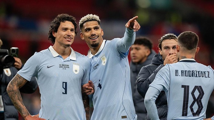 Ronald Araujo Resmi ke Liverpool, Darwin Nunez Jadi Sosok yang Meyakinkan