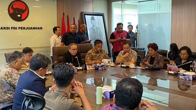 Fraksi PDIP Terima Aduan WALHI dan Petani soal Konflik Ekologis