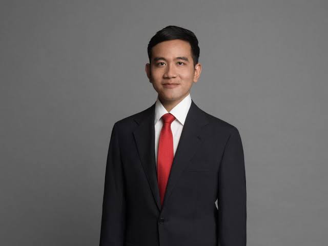 Jokowi Ungkap Jejak Pendidikan Gibran Saat Syarat Cawapres Dipersoalkan di MK