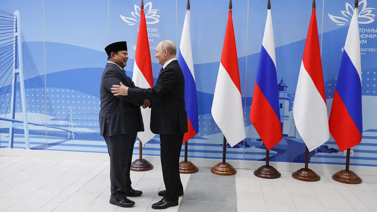 Prabowo dan Putin Satu Panggung di Vladivostok, Bahas Eratnya Hubungan Indonesia-Rusia