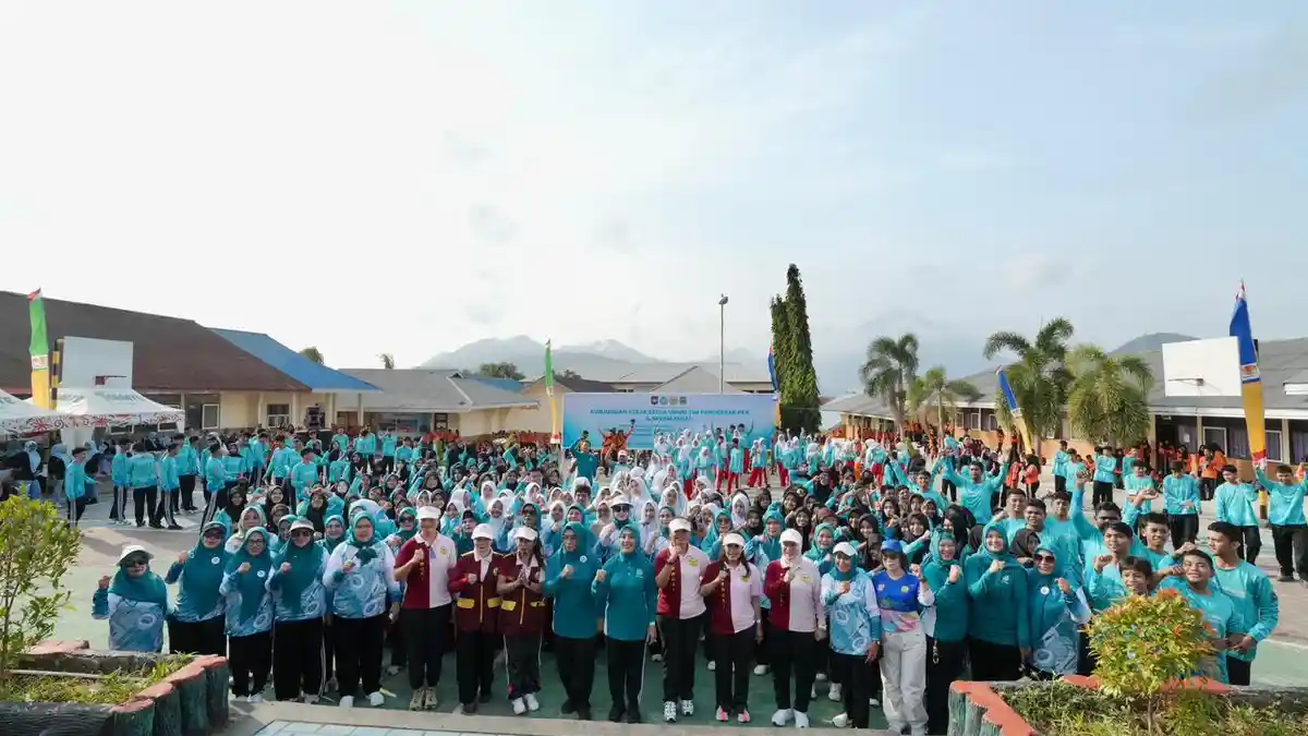 Tri Tito Ajak Siswa SMAN 2 Ternate Biasakan Hidup Sehat dan Jauhi Narkoba